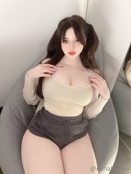 Alina Becker nudes actress galleries