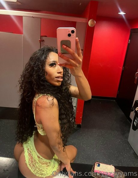 squat onlyfans nice galleries