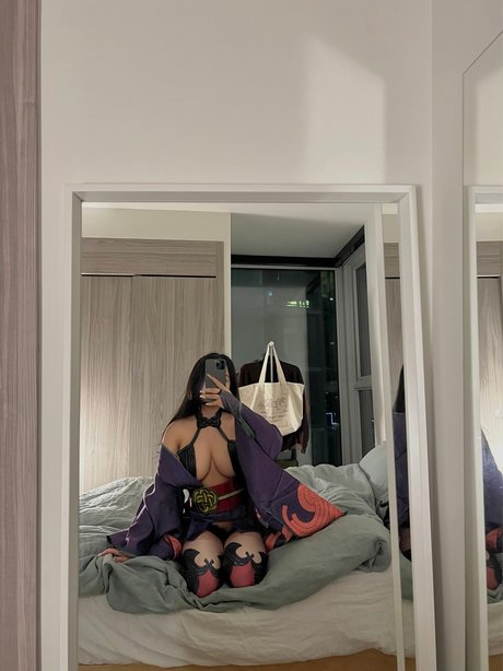 Yeonaxo hd actress image