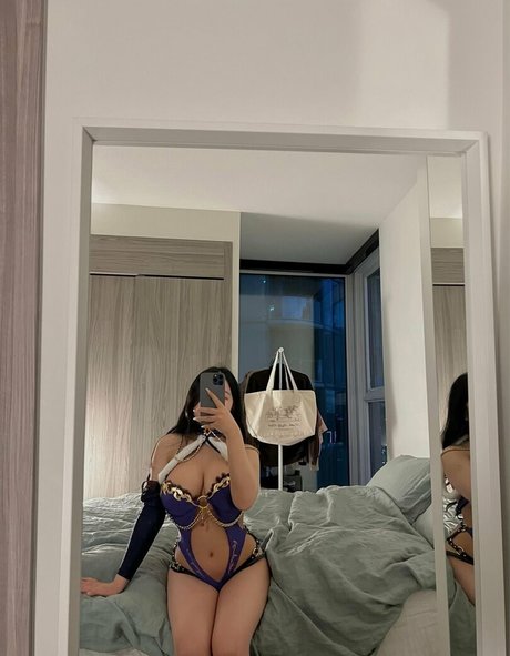 Yeonaxo model free galleries