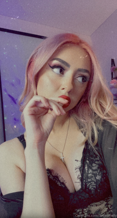 Angelmelly Images