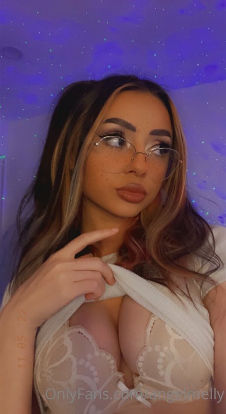 hottest young onlyfans free nude gallery