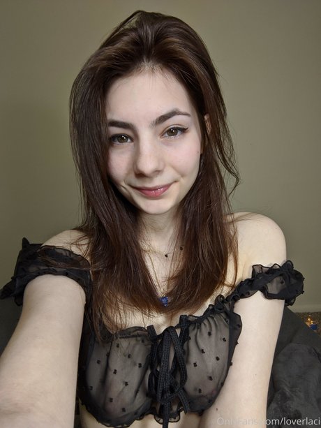 LoverLaci star perfect image