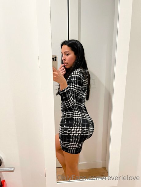 Reverie love Profile