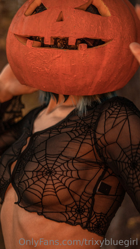 hairy legs onlyfans hot image