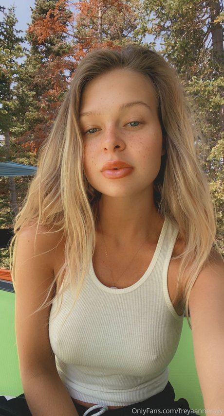 very skinny onlyfans art nude gallery