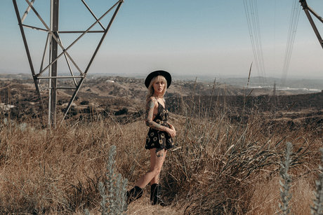 mirror onlyfans art naked img