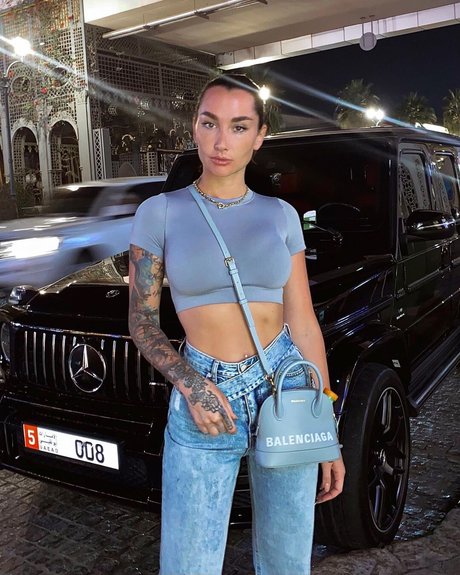 alt girl onlyfans art naked photo