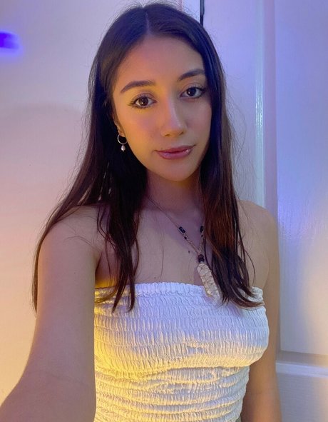 blonde secretary onlyfans erotic photo