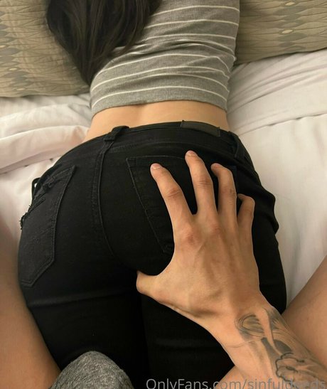 shemale handjob onlyfans free naked photo