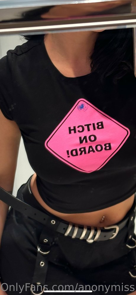 anonymiss1 erotic model gallery