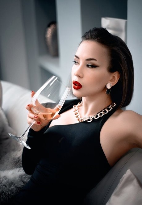 Oladushek11 pornstar xxx image