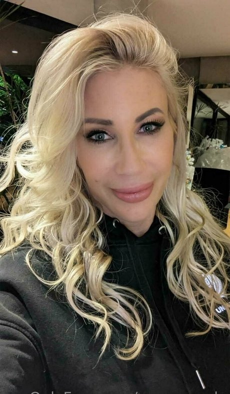 pumaswede xxx model img