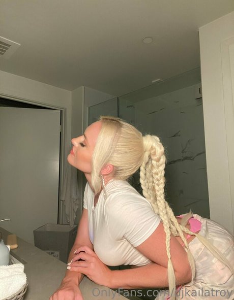 cowgirl creampie onlyfans art naked gallery