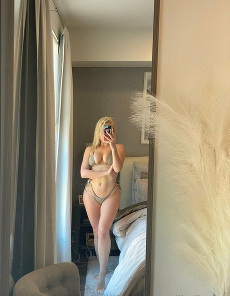 Djkailatroy naked star pic