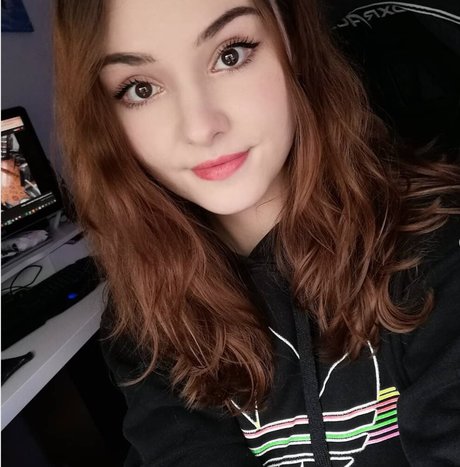 Lunateac exclusive star picture