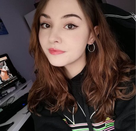 Lunateac porn star img