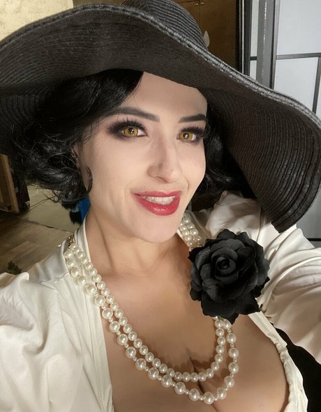 black lesbian onlyfans free nude pic