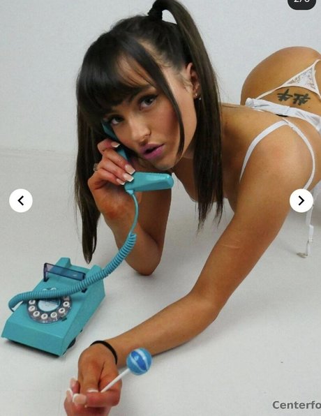 smile onlyfans erotic pic