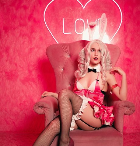 Fox Tsai Shen model hot pictures