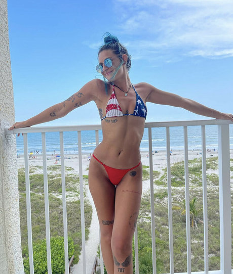 Nicoolee99 model pretty img