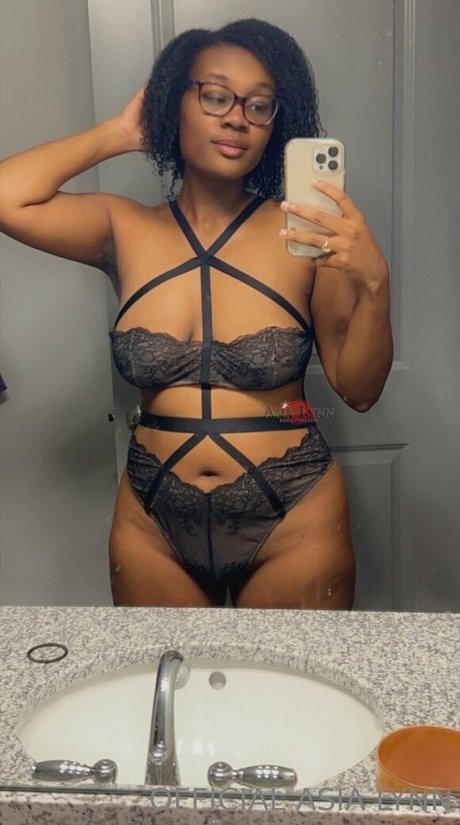 asialynnbby hd actress picture