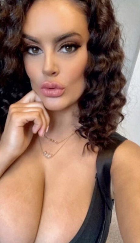 Elleford_ perfect pornstar images