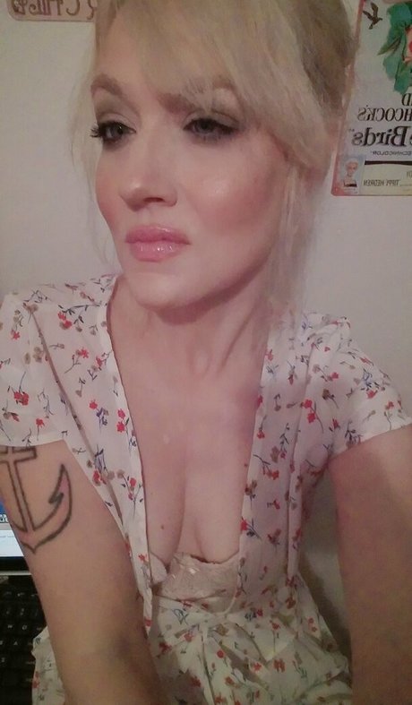 interracial threesome onlyfans nude pic