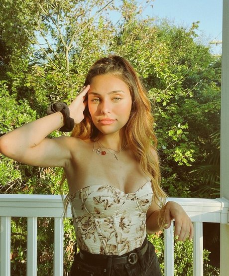 Jessica Ricca erotic pornstar pictures