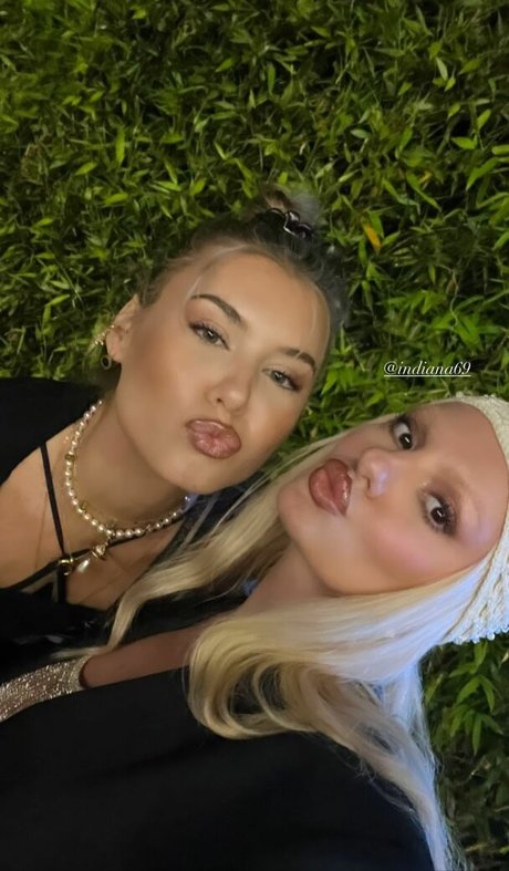 bbw tranny onlyfans naked picture