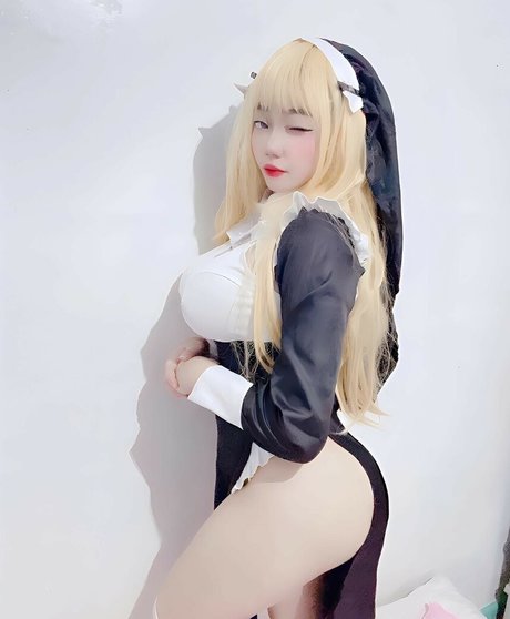 eimiruwu porn model archive