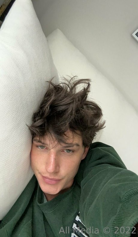 notgavinn model exclusive photos