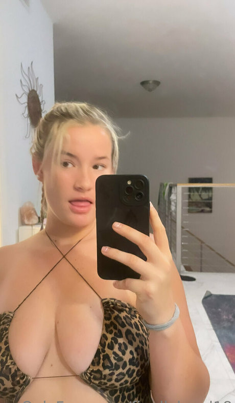 beach blowjob onlyfans erotic photos