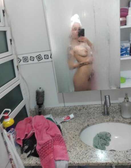 Liz Oliver pornstar nice pic