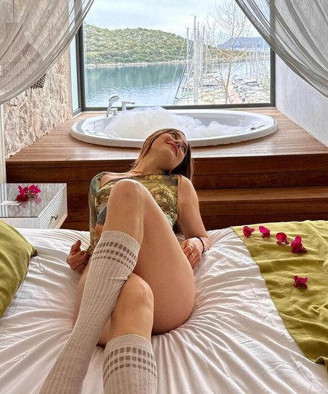 naked milf onlyfans free porn pics