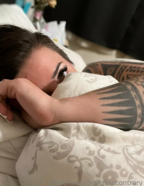 misscontrary free naked star photos