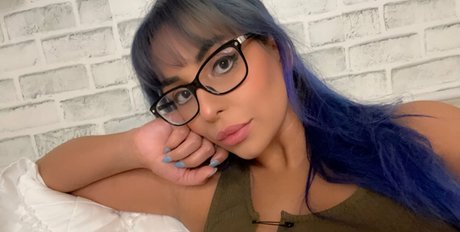 clothed onlyfans nice pic