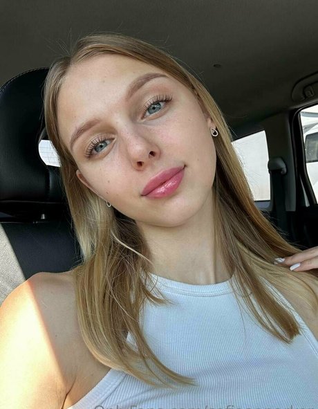 sex amateur onlyfans pornographic image