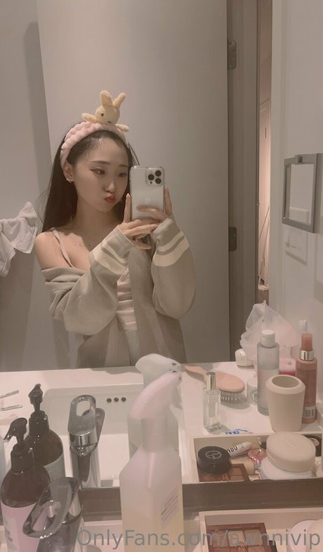 blonde secretary onlyfans hot naked picture