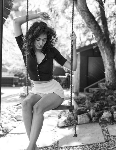 Emmy Rossum star nude gallery