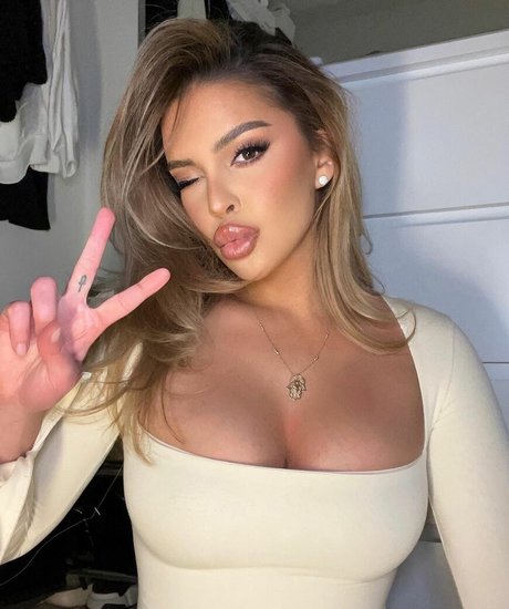 pointy tits onlyfans free porn archive