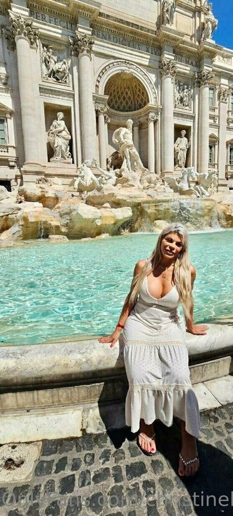 christinebigboobes pornstar hd picture