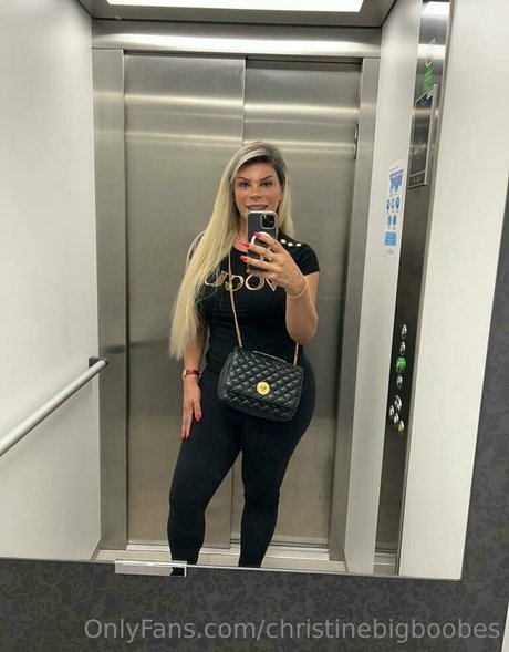 christinebigboobes sexy actress pictures