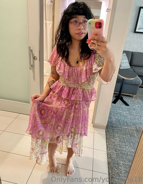 yournana18 hd model pic