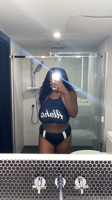 freebigtits6999 high quality pornstar img