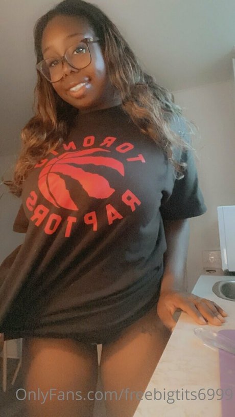 freebigtits6999 pornstar nudes pic