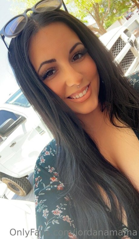 milf handjob onlyfans free sexy pic