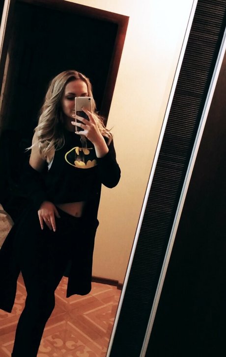 gay influencer onlyfans top image