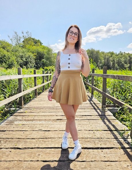 Innocenthotwifexxx star nice pic