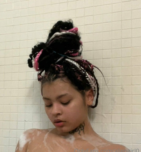 aliengirl0 pornstar hot photos